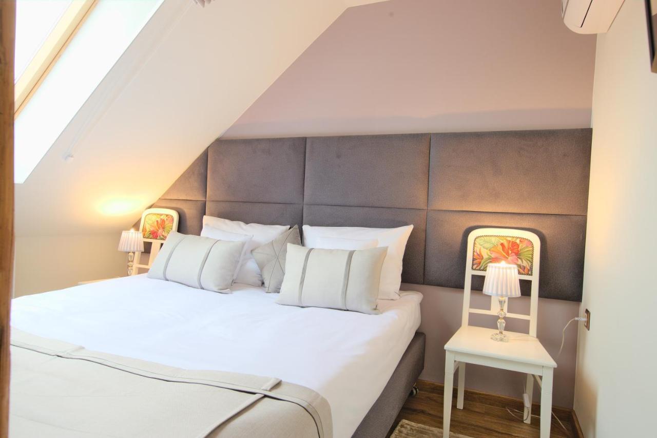Hotel I Restauracja Na Skarpie Зомбковице Шльонске Екстериор снимка